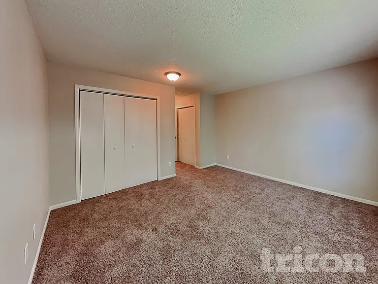644 Meadows Edge Ln — Photo 9