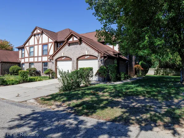 19350 W Eleven Mile Rd, Southfield, MI 48076