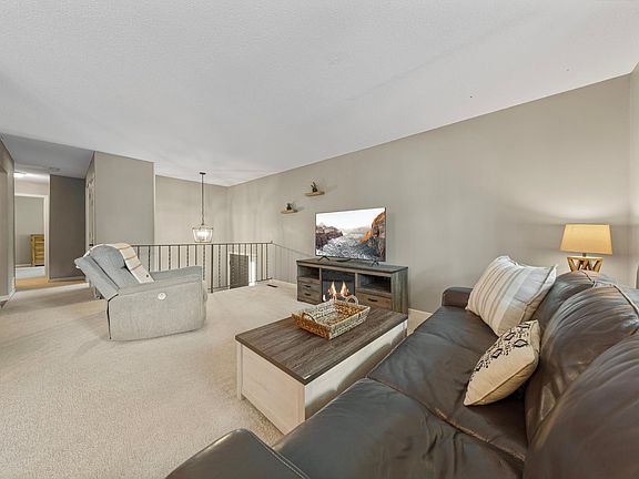 5th image of 6856 Macbeth Cir