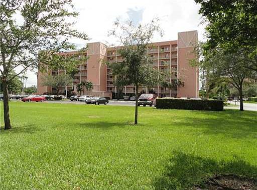 1st image of 7310 Ashford Pl APT 402