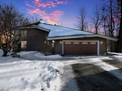 4031 Shoals Dr, Okemos, MI, 48864