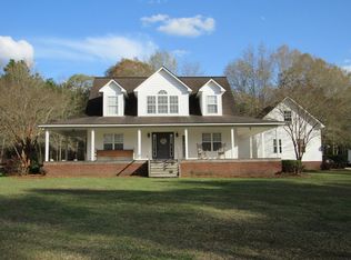 374 Davis Rd, Swainsboro, GA 30401