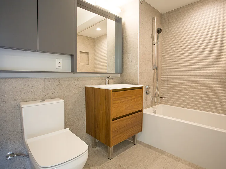 515 E 86th St #501 — Photo 10