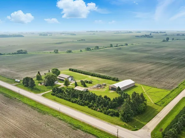 7107 Crane Creek Rd, Owatonna, MN 55060