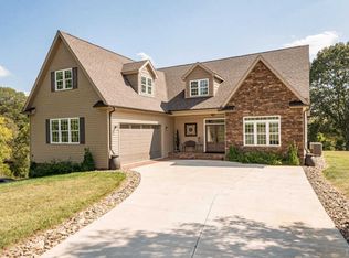 1420 Ducks Ln, Lynchburg, VA 24503