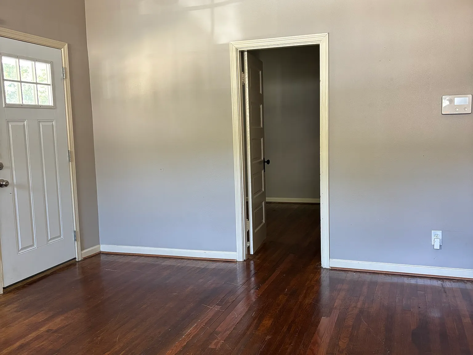 3 bed, 1.5 bath, 1241 sqft, $1,350 — Photo 4