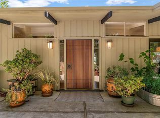 35 Los Dedos Rd, Orinda, CA 94563