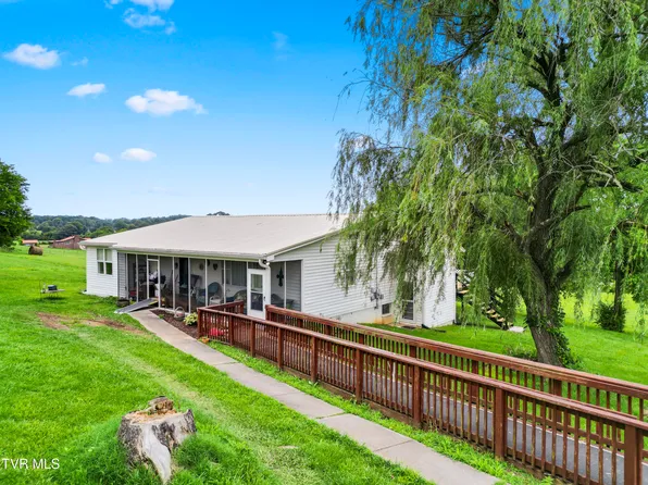 3327 Keller Dr, White Pine, TN 37890