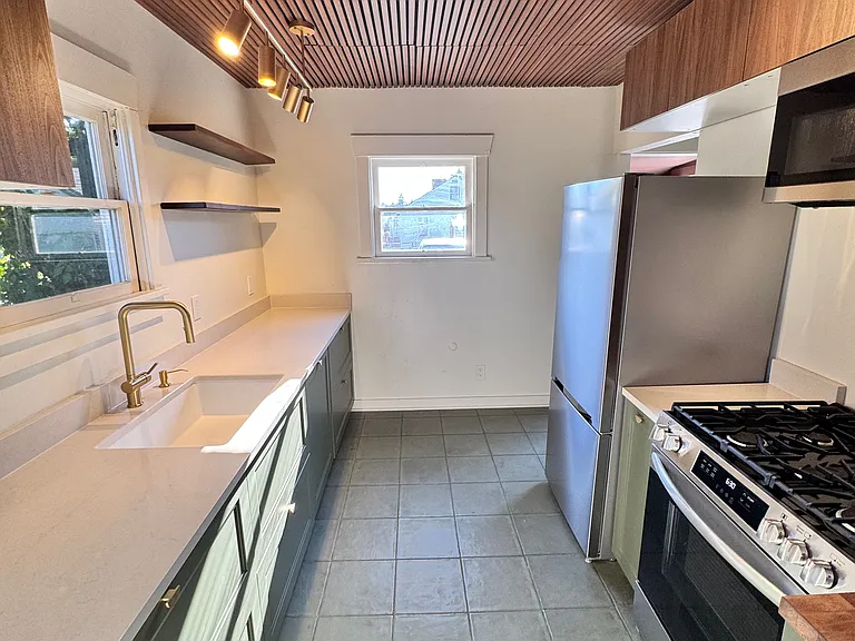 3800 G St — Photo 23