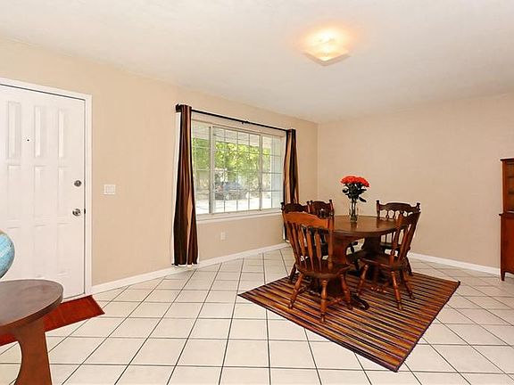 2nd image of 3947 Vana Dr
