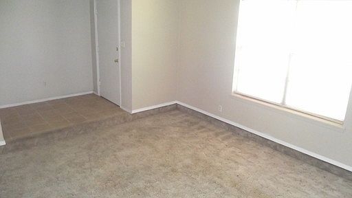 4th image of 10740 Port Arthur Ln