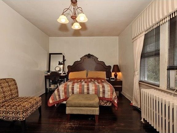 5th image of 122C Maplewood Ave