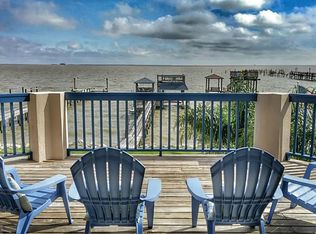 1809 Avenue A, San Leon, TX 77539