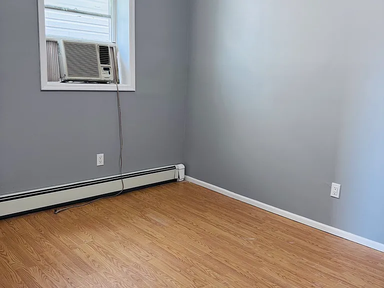 79 Saint Marys Ave #1A — Photo 8
