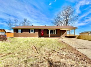 138 Country Hill Dr, Somerset, KY 42503