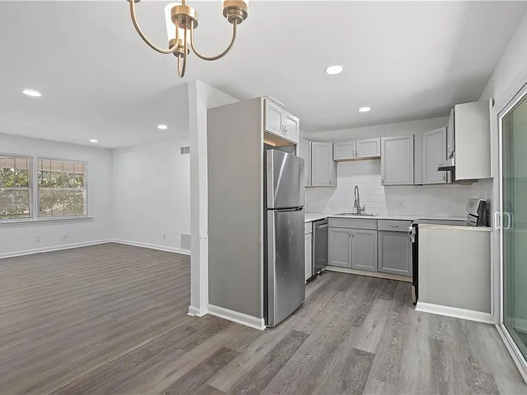 2382 Peachwood Cir NE #82A — Photo 9