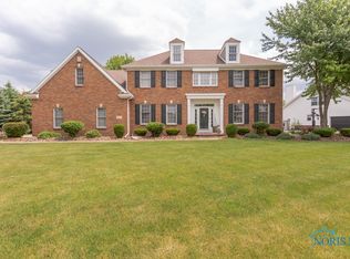 601 Chippewa Ln, Perrysburg, OH