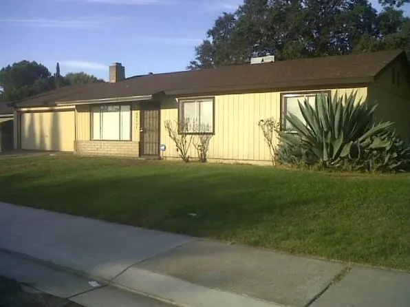 8437 Cherbourg Way, Stockton, CA 95210