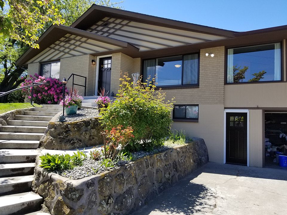 1st image of 3402 Roosevelt Ave