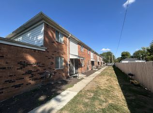 950 S Byrne Rd #B, Toledo, OH 43609