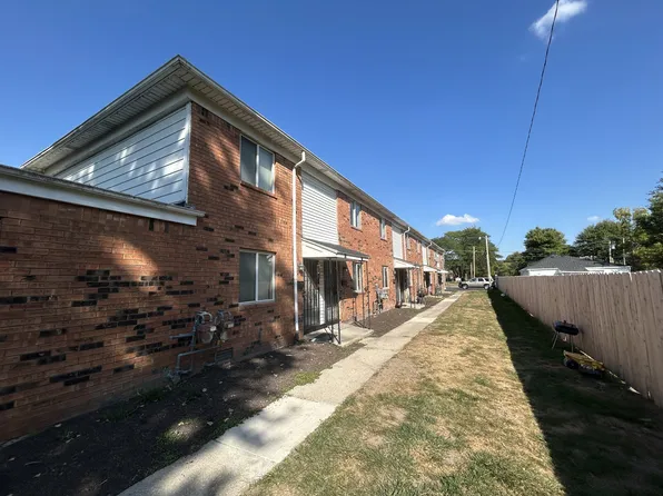 916 S Byrne Rd, Toledo, OH