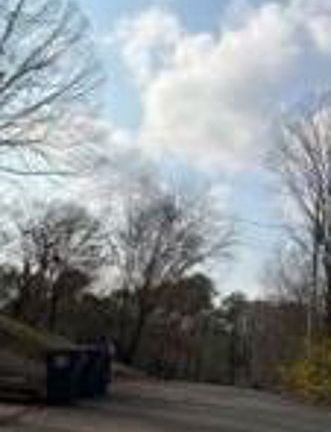 Exterior Neighborhood (street photo)