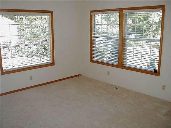 2nd image of 1515 S Lincoln Ave