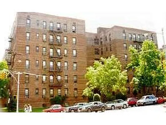 Sold by Superior Realty Service | media 42