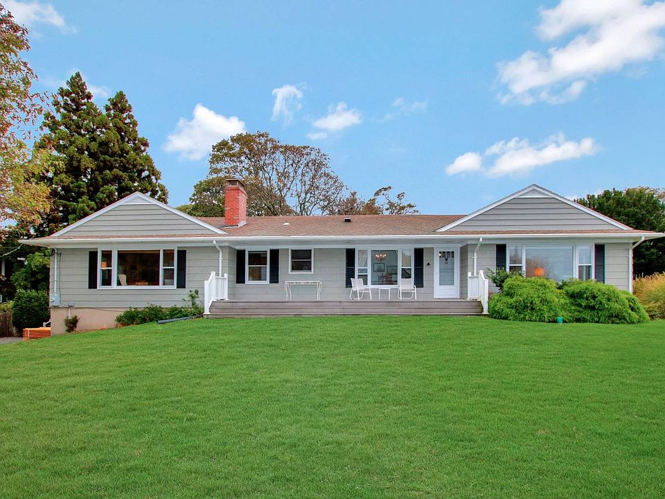 1st image of 51 Peconic Ave