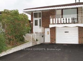 40 Futura Dr, Toronto, ON M3N2L7