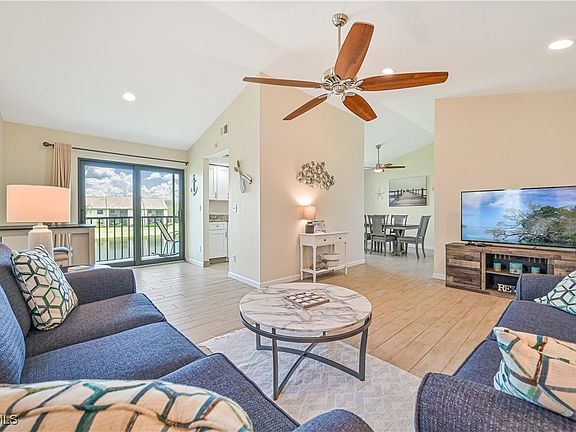 5th image of 8475 Charter Club Cir Unit 5
