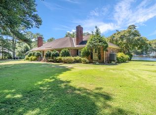 453 Discovery Rd, Virginia Beach, VA 23451