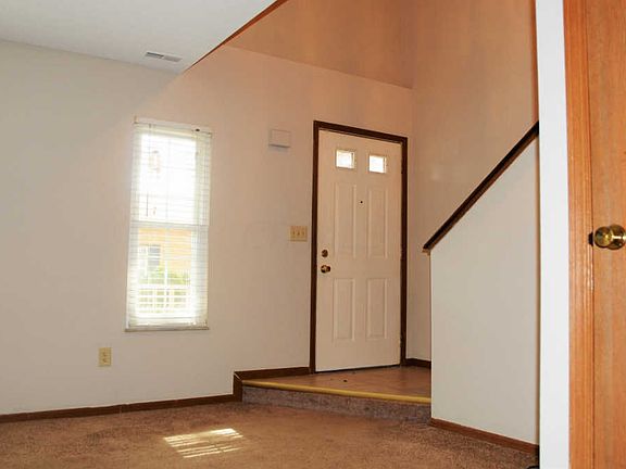 5th image of 1194 Worthington Woods Blvd #17