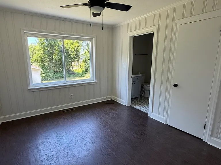 4804 Gilmore Dr — Photo 7