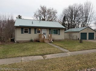 1475 Cutler St, Burton, MI 48509