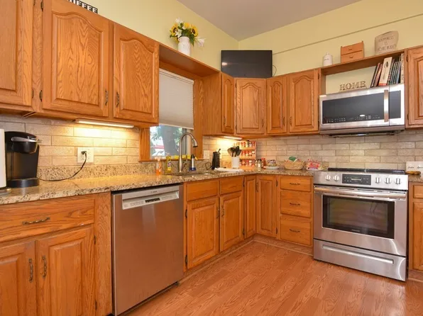 322 Webster St, Rockland, MA 02370