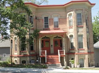 344 Raymond St, Elgin, IL 60120