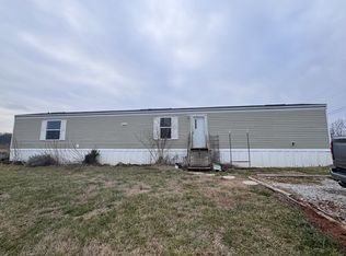 181 Loyalty Ln, Sparta, TN 38583