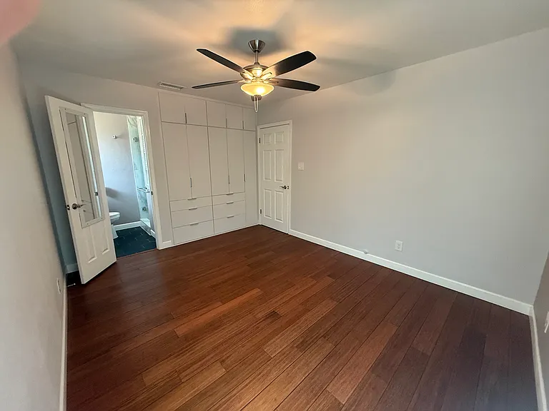 5305 Cloverdale Ln — Photo 36