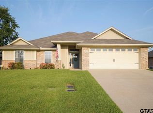 7331 Rockpoint Ln, Tyler, TX 75703