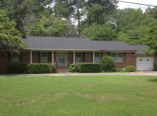 1525 Bennett Cir, Holly Hill, SC 29059