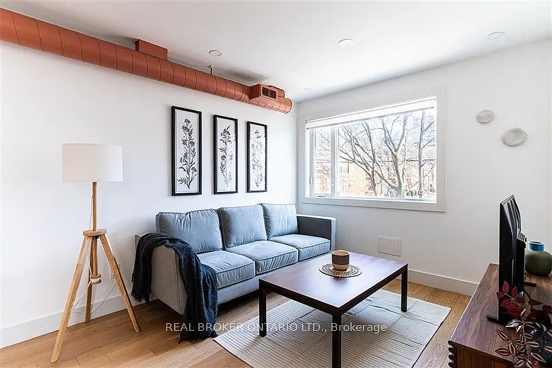 3 bed, $4,150 — Photo 2