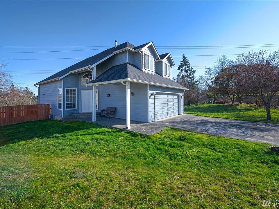 1st image of 1424 SW Ponsteen Dr