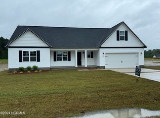 133 Uzzell Rd, Hubert, NC 28539