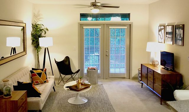 1st image of 105 W 51st St #4102