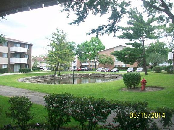 2nd image of 2400 Bayside Dr