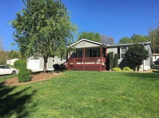 262 Rugby Rd, Fairfield Glade, TN 38558