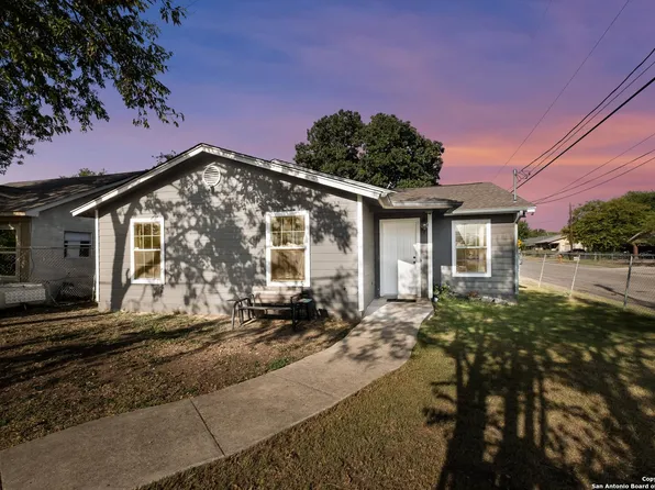 2203 19th, San Antonio, TX 78207