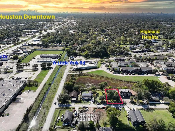 769 Lucky St, Houston, TX 77088