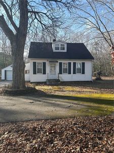 15 Airport Rd, Coventry, RI, 02816